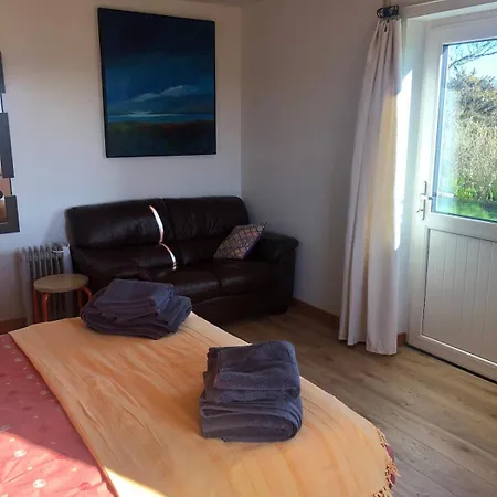 Cosy Nest On The West Cork Coast Skibbereen