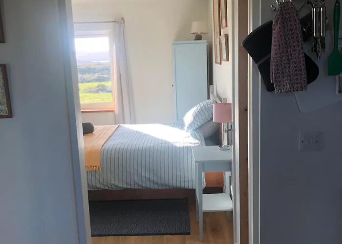 Cosy Nest On The West Cork Coast *